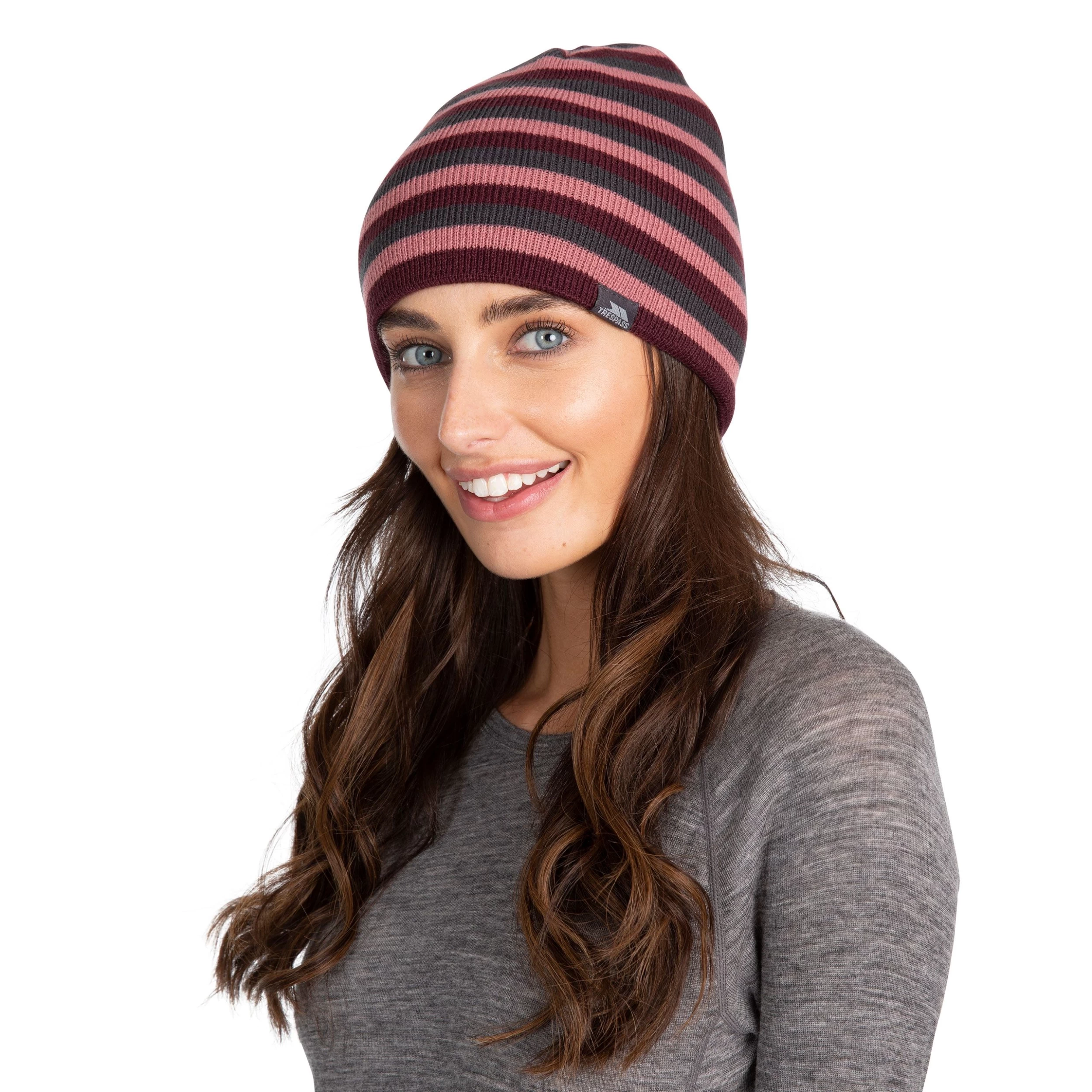 Trespass Unisex Reversible Knitted Beanie Hat Kezia 3 Trespass Unisex Reversible Knitted Beanie Hat Kezia - Image 3